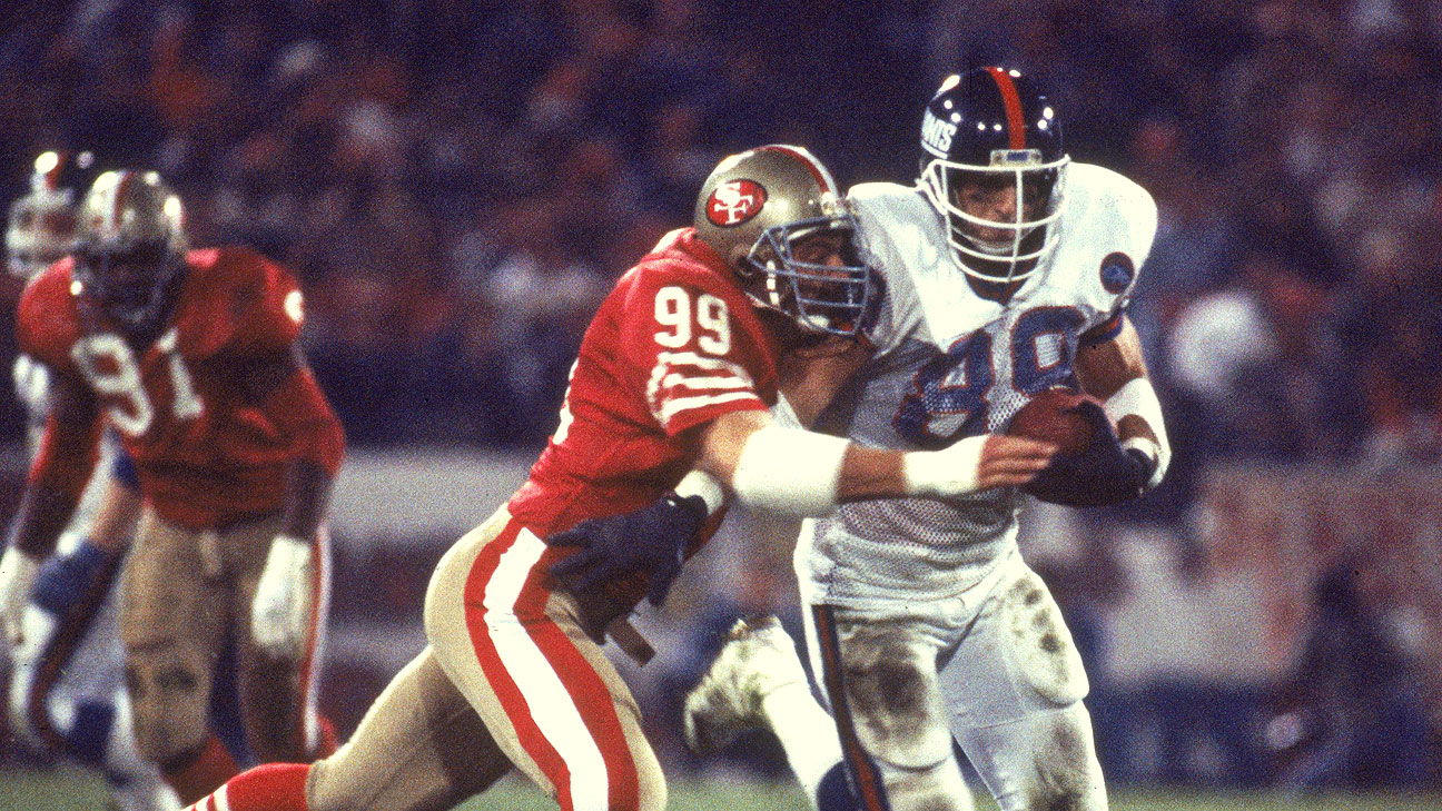 Mark Bavaro Carrying 49ers Defense 