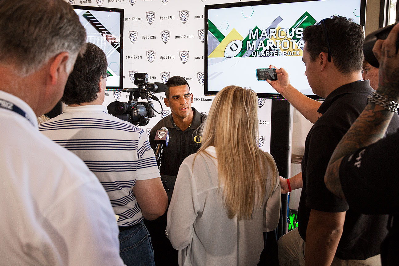 A forensic study of Oregon quarterback Marcus Mariota - Sports Illustrated