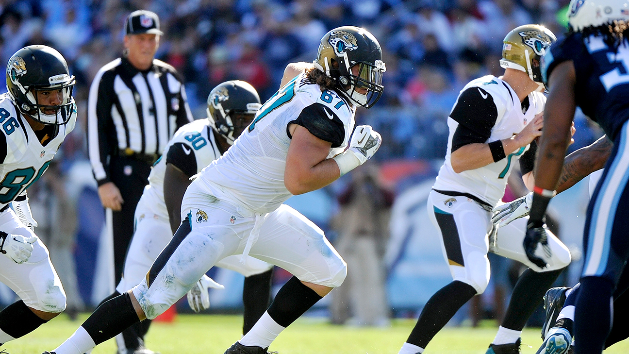 Jaguars right tackle Austin Pasztor has a broken bone in his hand