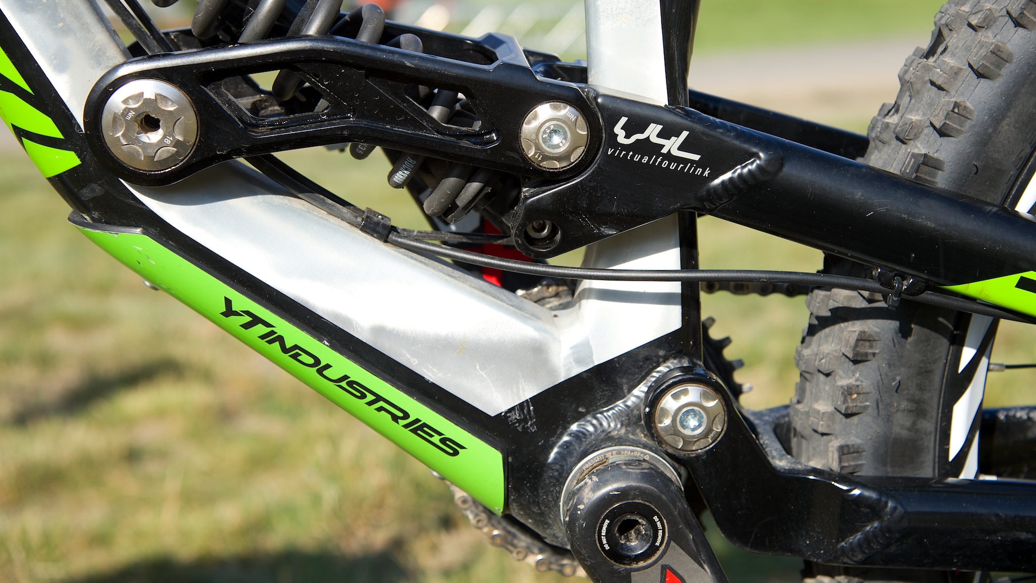 Rear suspension - Bike check -- Cam Zink's Mammoth backflip