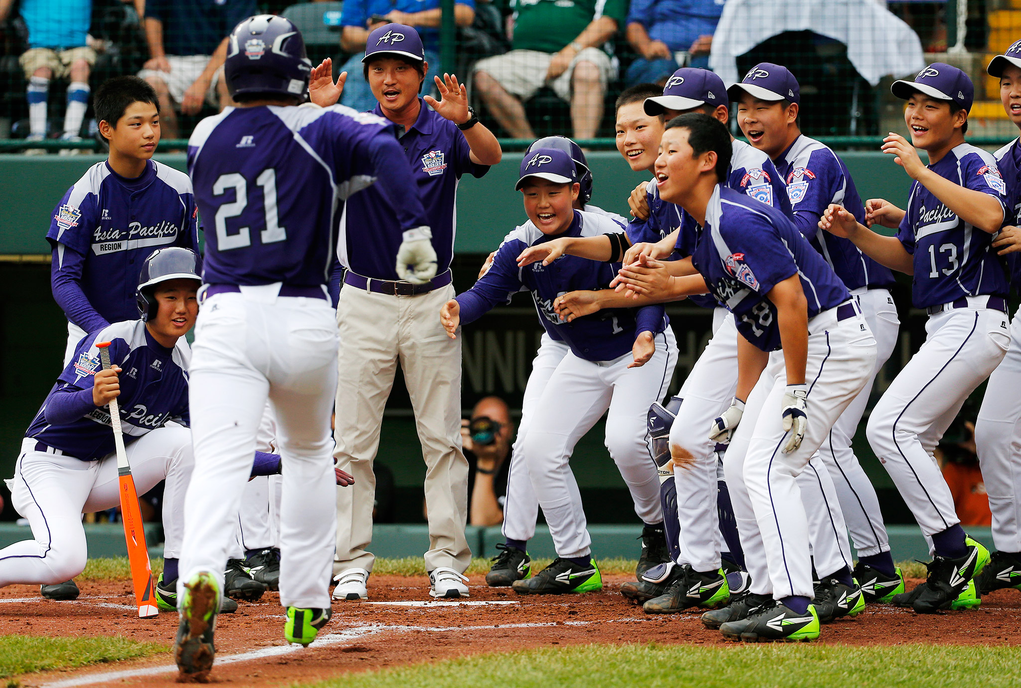 Sport baseball. Бейсбол. Бейсболисты Корея. Бейсбол спорт. Корейский Бейсбол.