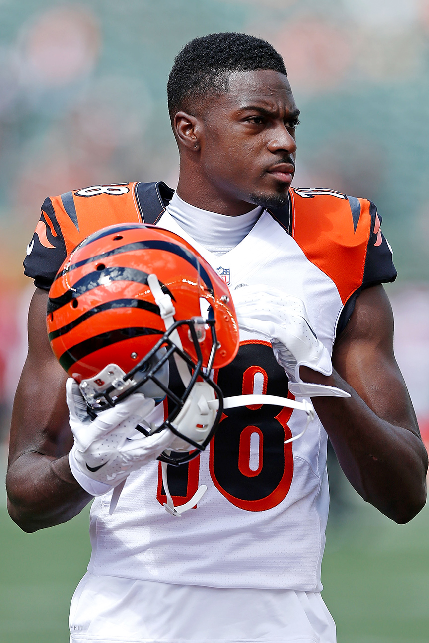 Bernard has TD run as Bengals beat Falcons 34-10