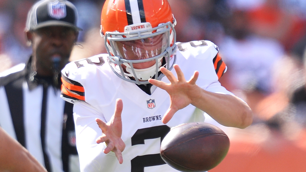 Johnny Manziel makes NFL debut for Cleveland Browns