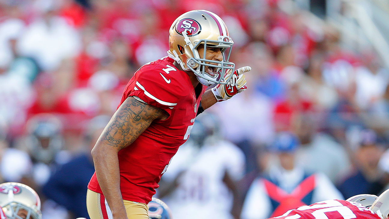 14 September 2015: San Francisco 49ers quarterback Colin Kaepernick during  action in an NFL game against the Minnesota Vikings at Levi's Stadium in  Santa Clara, CA. The Niners won 20-3 Stock Photo - Alamy