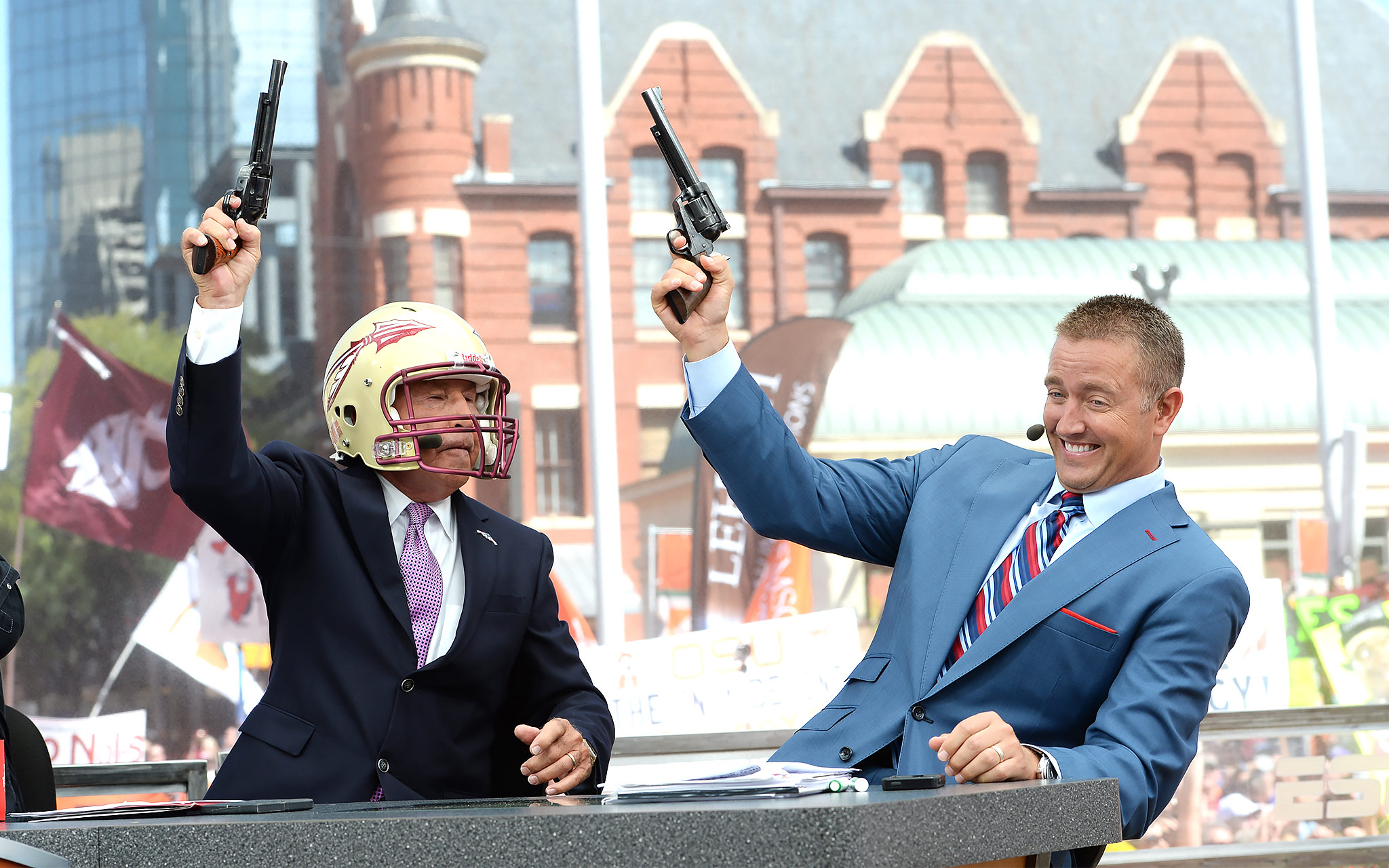 Kirk Herbstreit plans to 'chill' to deal with ESPN,  double duty