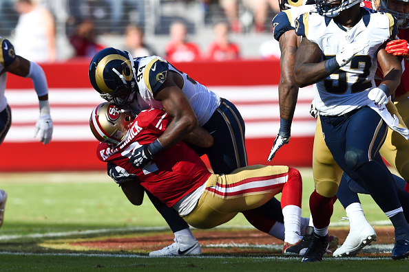 14 September 2015: San Francisco 49ers quarterback Colin Kaepernick during  action in an NFL game against the Minnesota Vikings at Levi's Stadium in  Santa Clara, CA. The Niners won 20-3 Stock Photo - Alamy