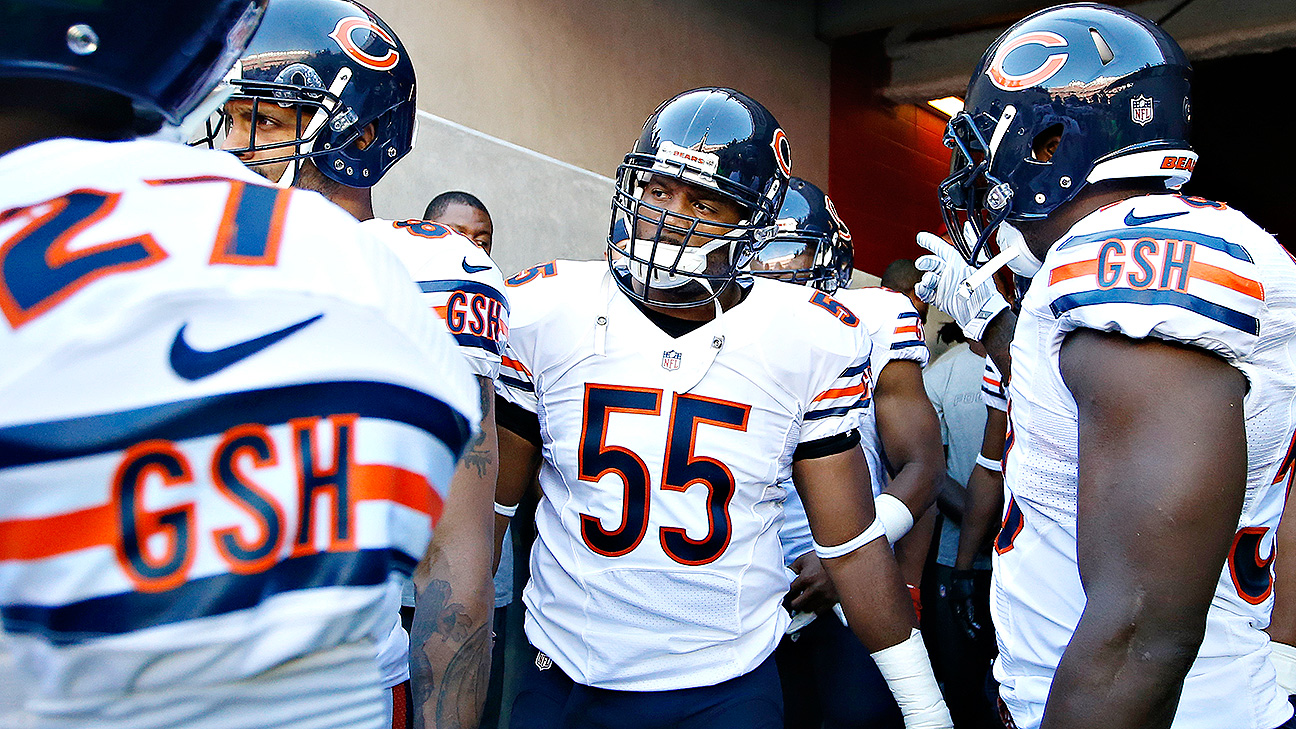 Bears' Lance Briggs - Los Angeles Times