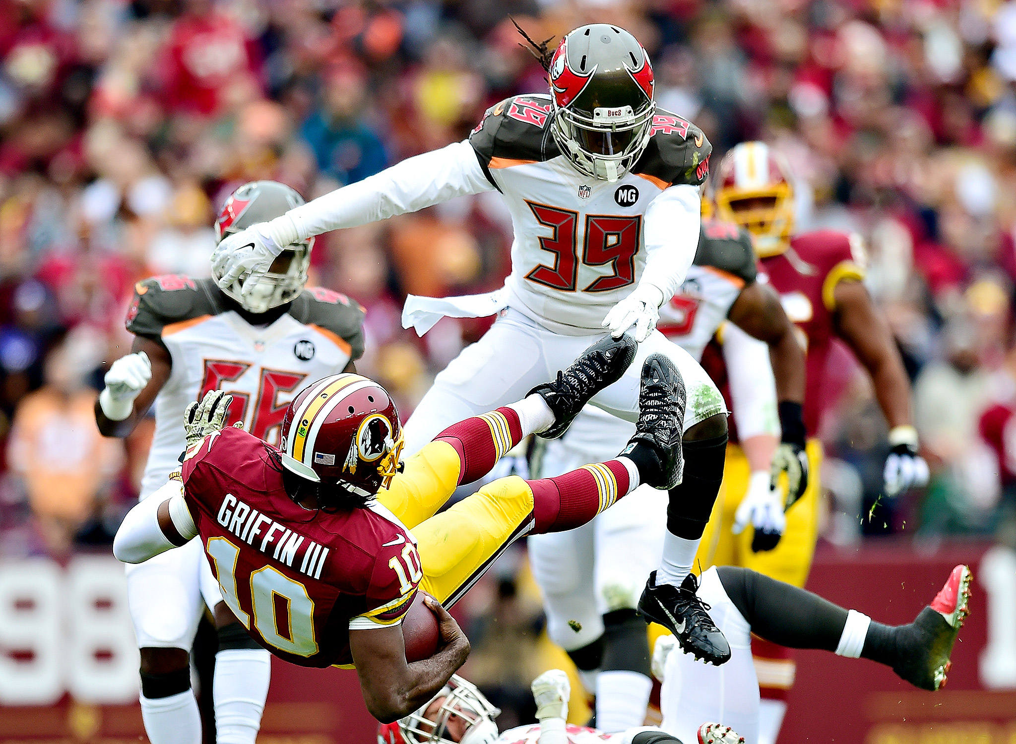 Robert Griffin III - The Week In Pictures: November 10-November 16 ...