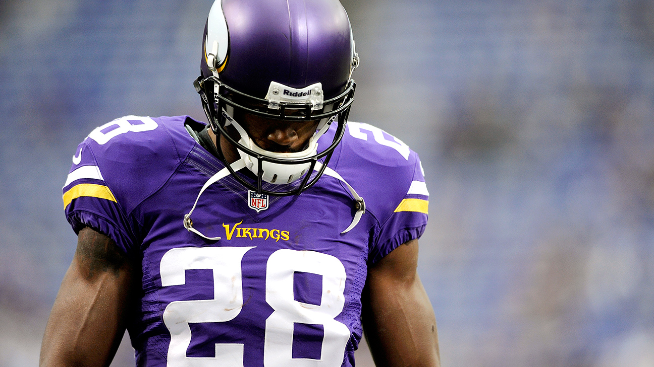 Happy return for Vikings' Adrian Peterson