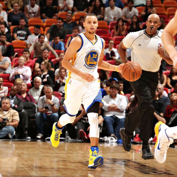 'Ridiculous' Curry plays 'the perfect game' - Golden State Warriors ...