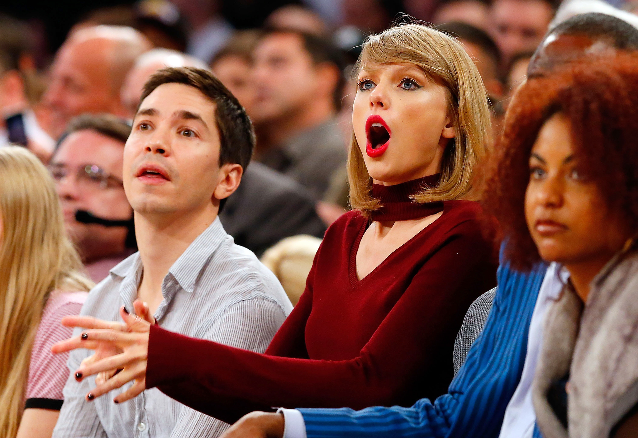 Taylor Swift - Friday Funnies: NBA Courtside - ESPN