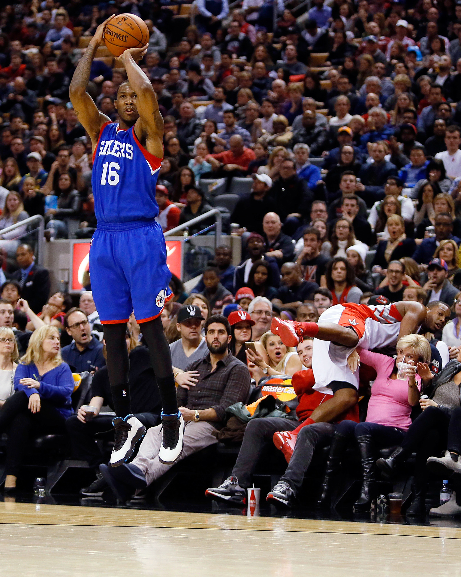 Kyle Lowry - Friday Funnies NBA Courtside - ESPN