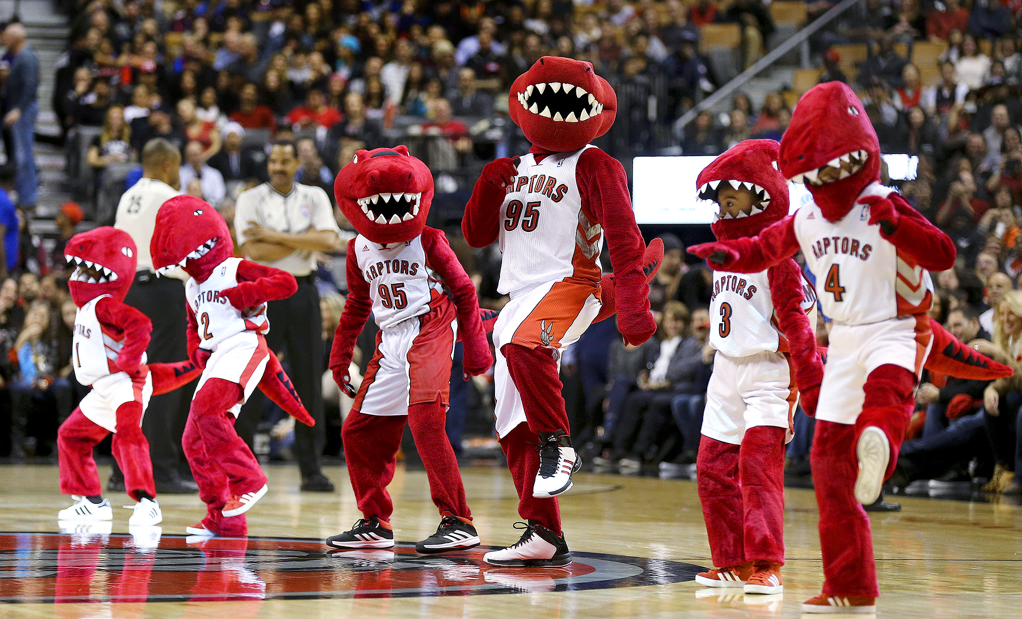 raptor-dance-friday-funnies-nba-courtside-espn