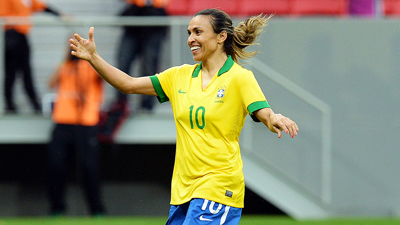 Marta returns from injury, looking toward her 6th World Cup