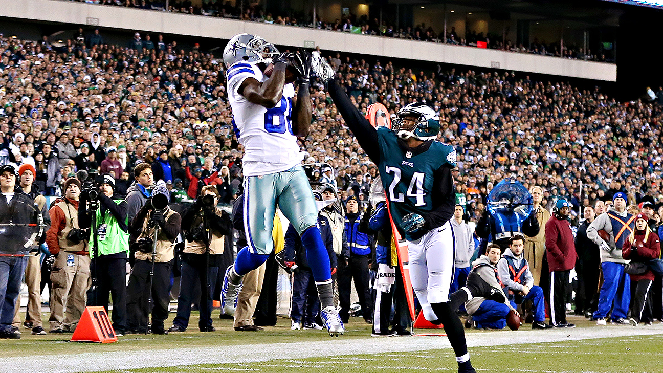 Recap: Cowboys play it safe in loss to Eagles; Romo scores lone TD