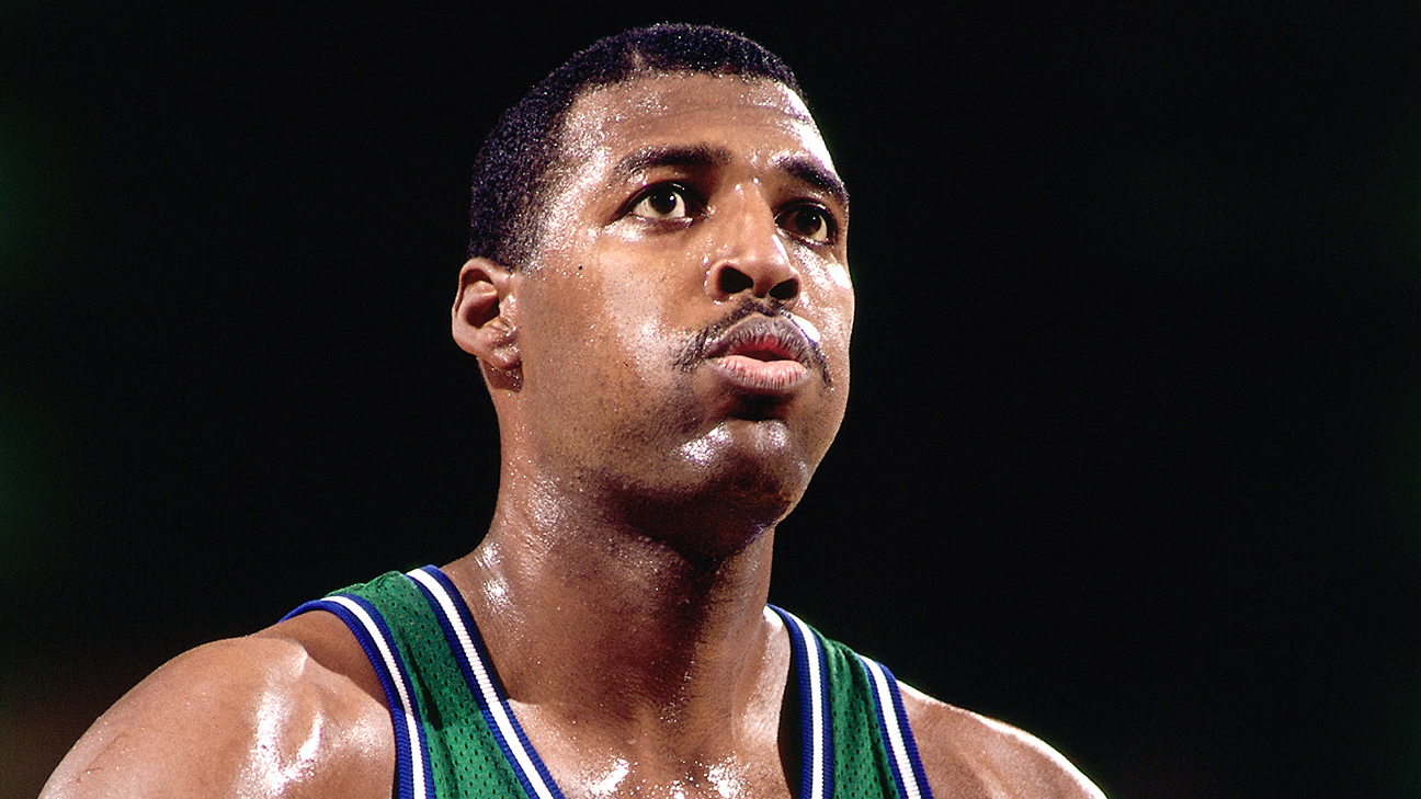 Former Dallas Mavericks big man Roy Tarpley dies at 50