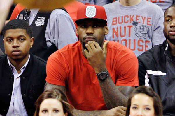 lebron james wearing beats