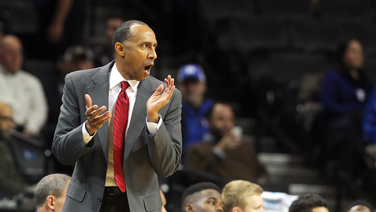 ucf-coach-johnny-dawkins-gets-1-year-contract-extension