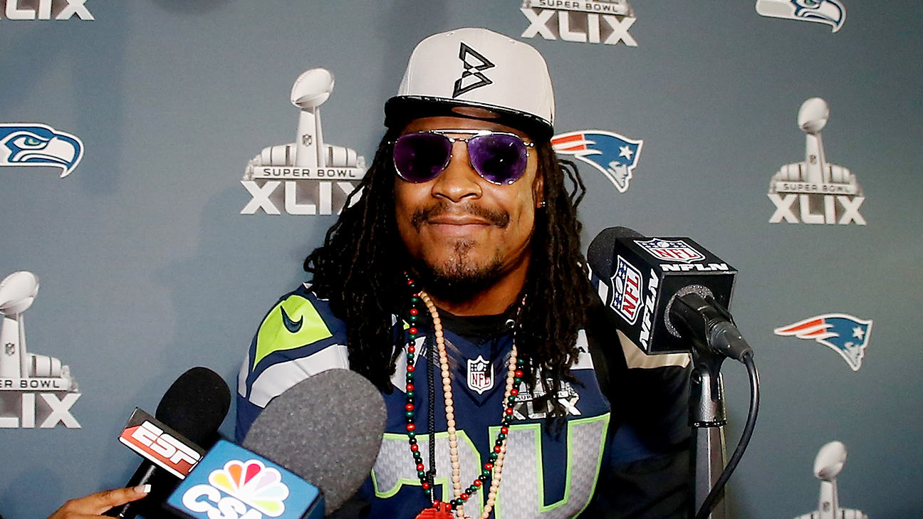 Marshawn Lynch Says You Know Why I M Here In Second Super Bowl Media Appearance