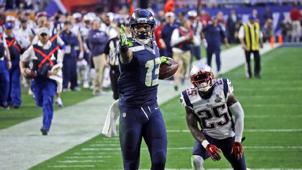 After the Super Bowl, Matthews remained with the Seahawks briefly for the 2015 season before being waived.