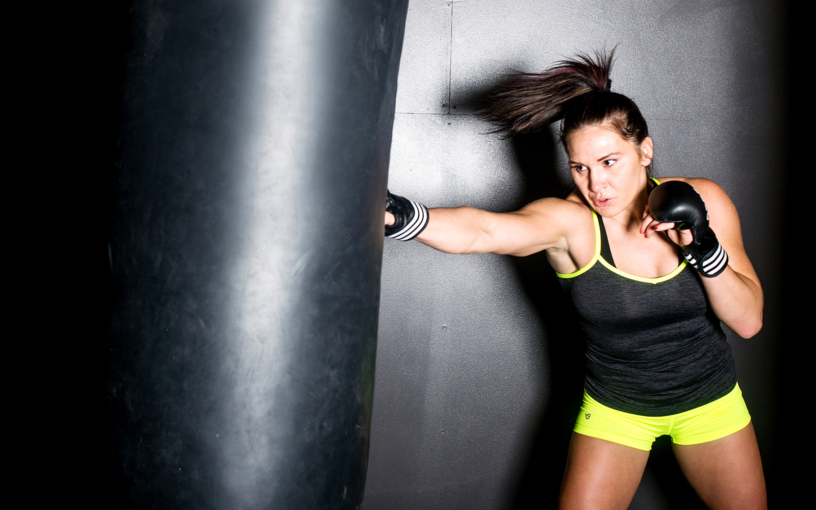 Cat Zingano comes back from tragedy to fight Ronda Rousey at UFC 184