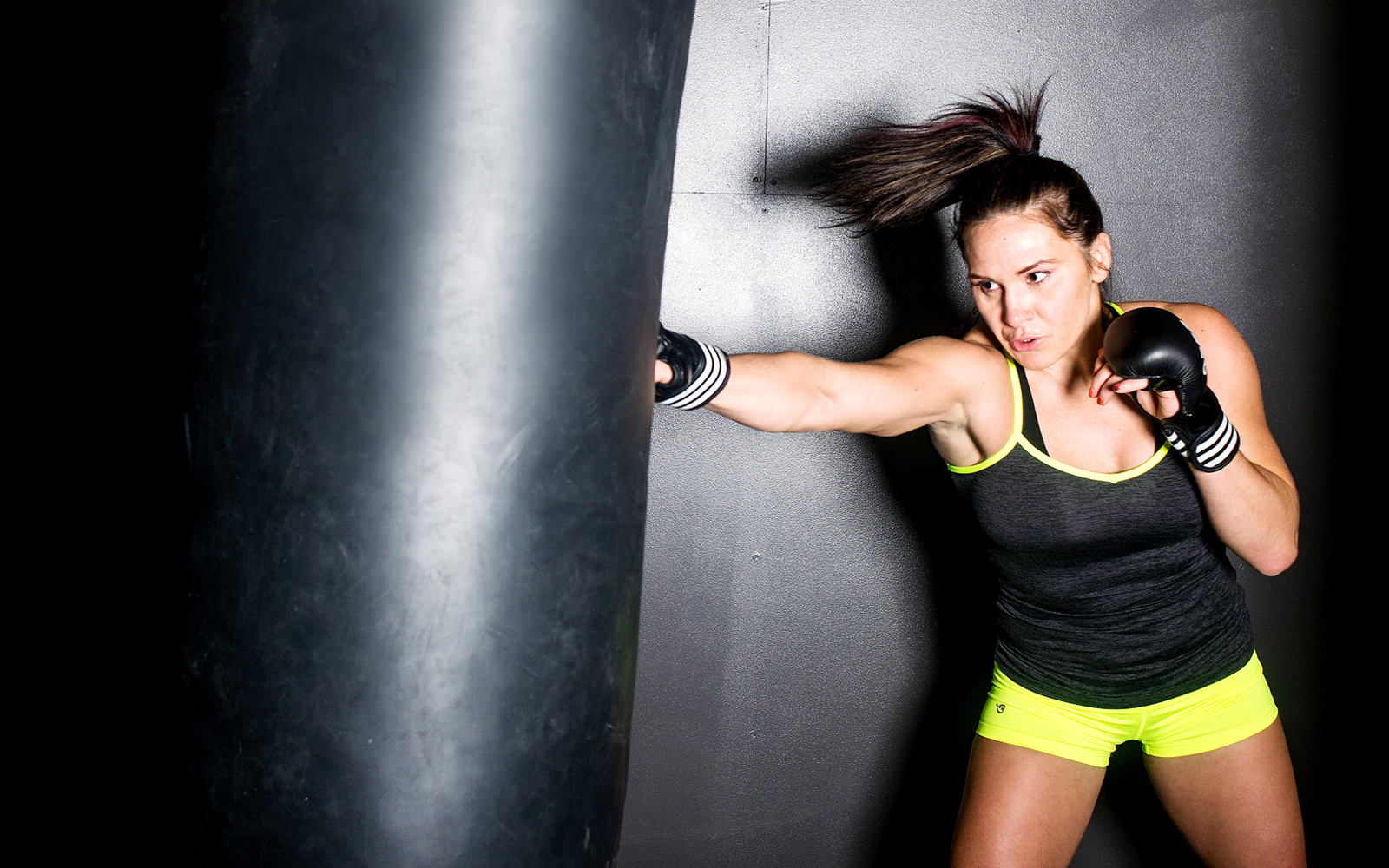 Cat Zingano Comes Back From Tragedy To Fight Ronda Rousey At Ufc 184