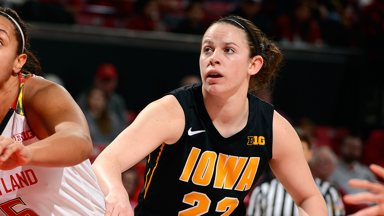 Iowa Hawkeyes' Samantha Logic is espnW's player of the week - ESPN