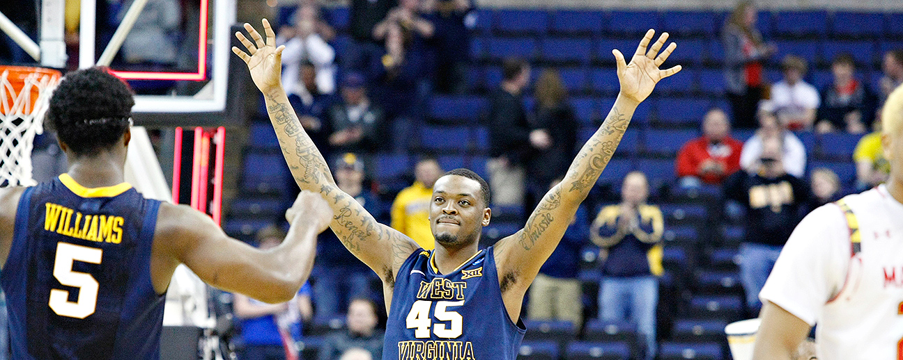 Devin Williams scores 16, West Virginia pounds boards to beat Maryland in  NCAA Tournament - Newsday