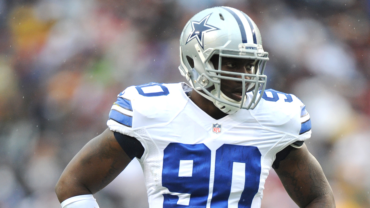 DeMarcus Lawrence partnered with KAY to celebrate Father's Day at