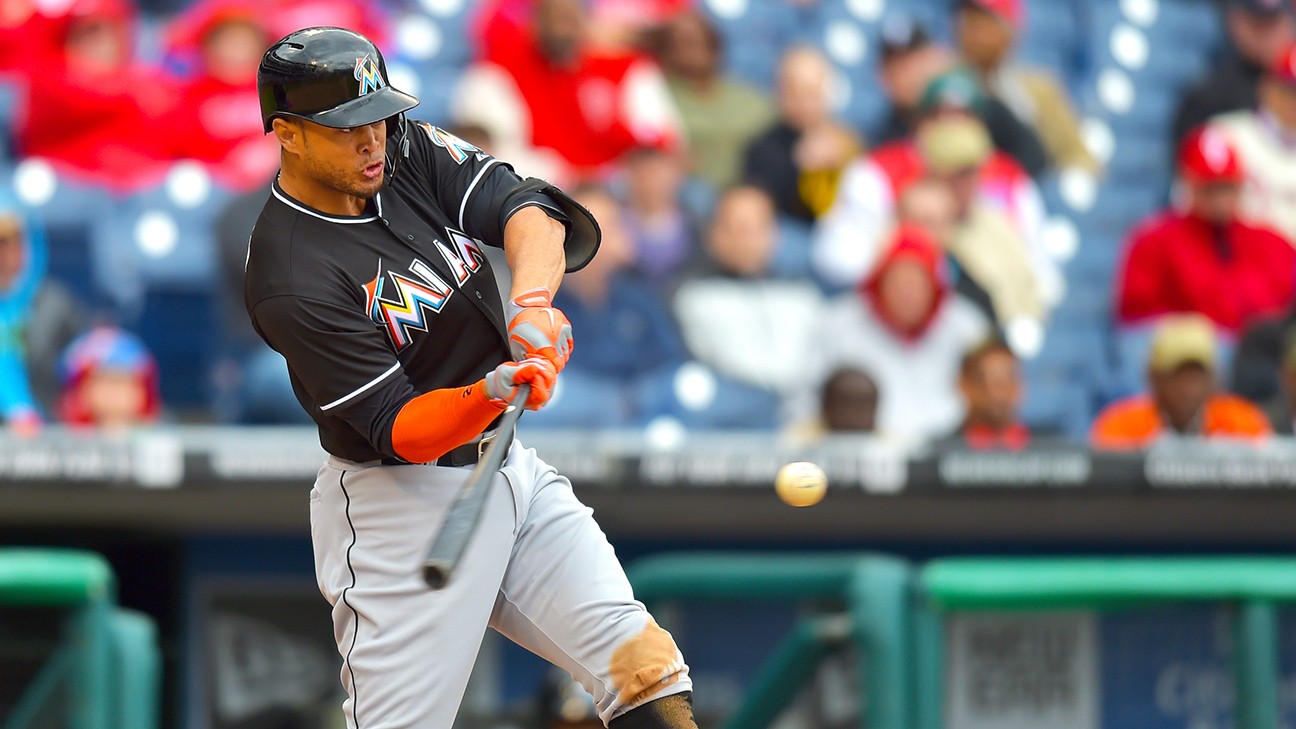 Miami Marlins to Extend Veteran Martin Prado