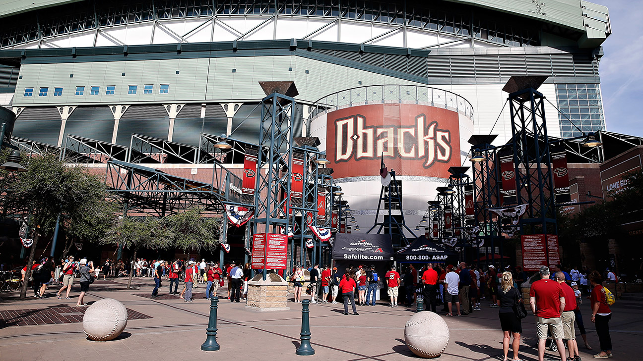 Maricopa County puts responsibility for Chase Field upgrades on