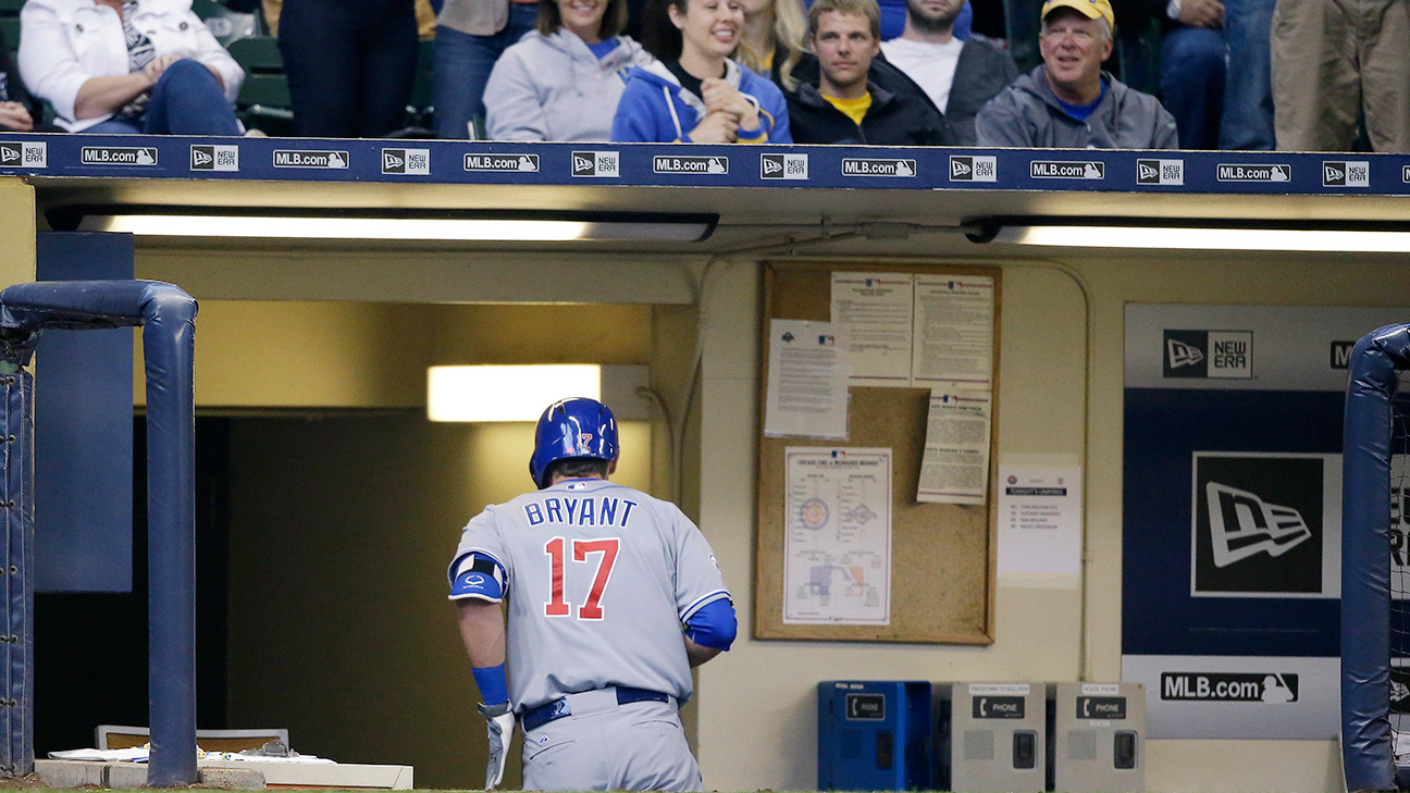 Kris Bryant hits his 100th career home run 