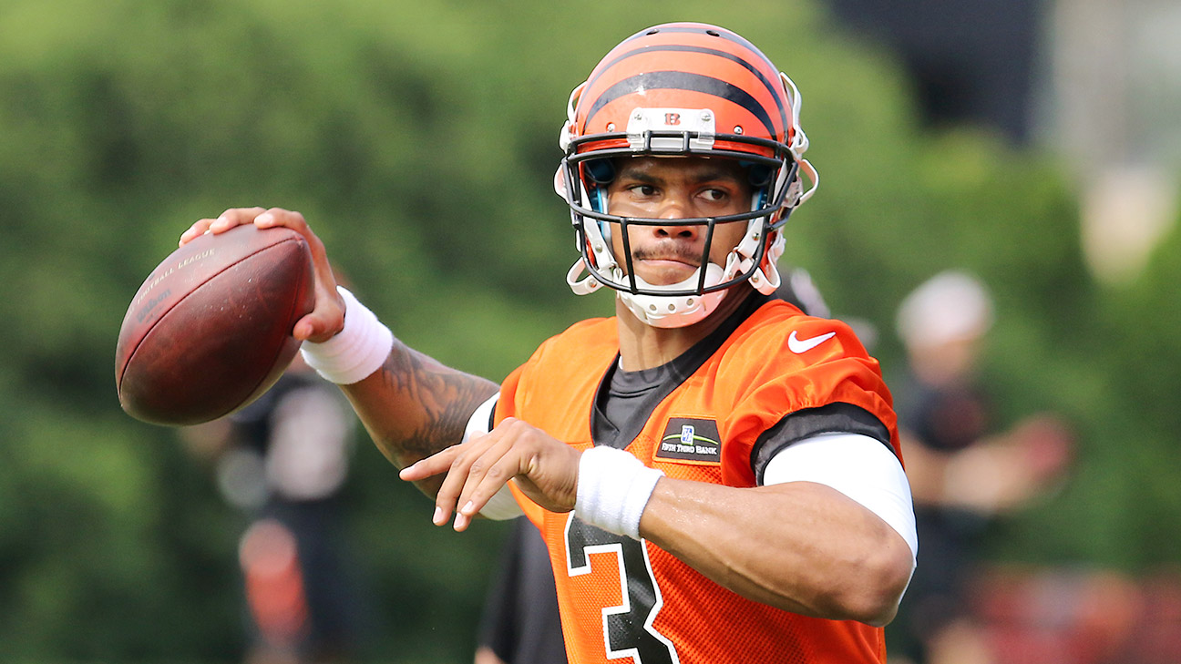 Bills sign Terrelle Pryor — will he get a chance to play quarterback?