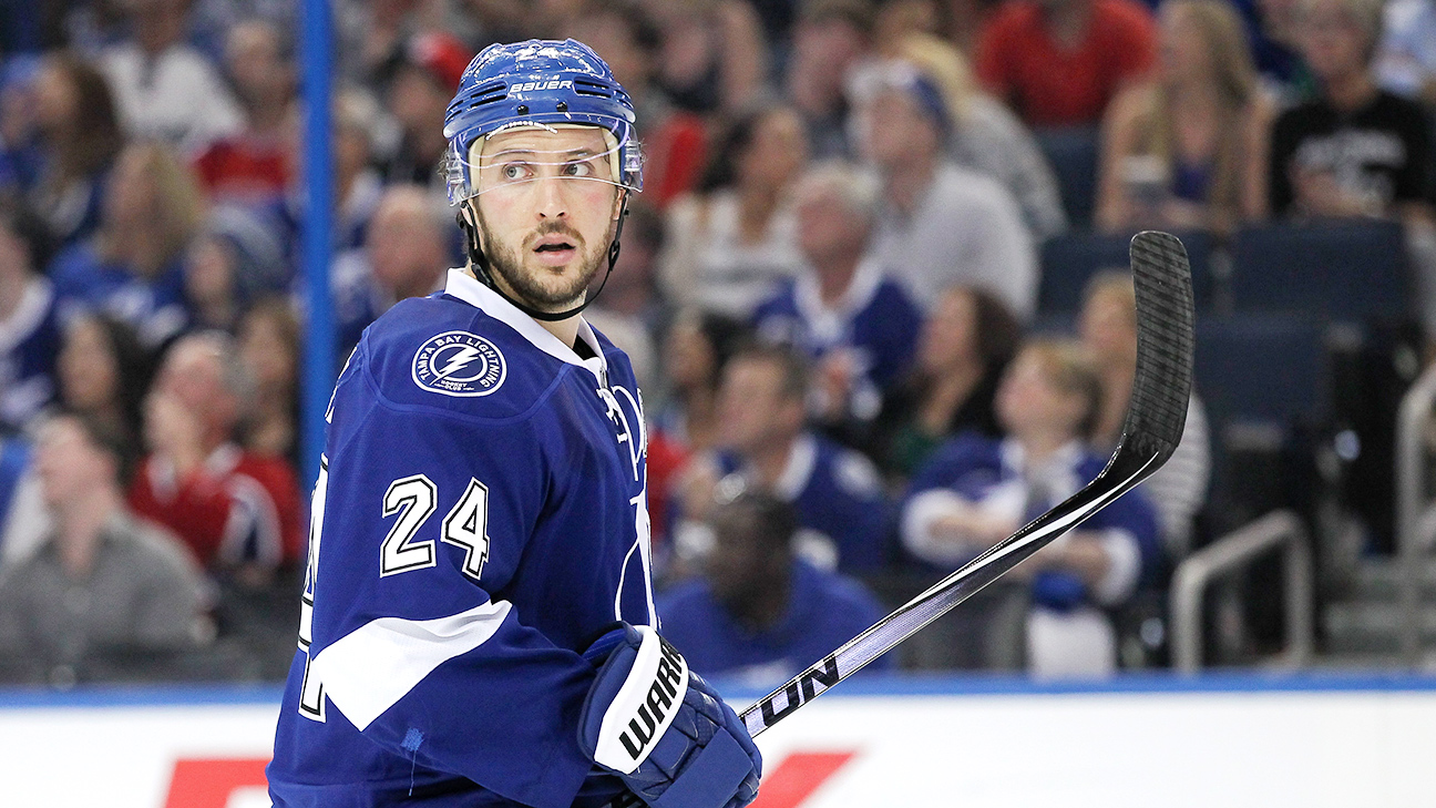 Tampa Bay Lightning F Ryan Callahan Takes Ice In Full Contact Jersey