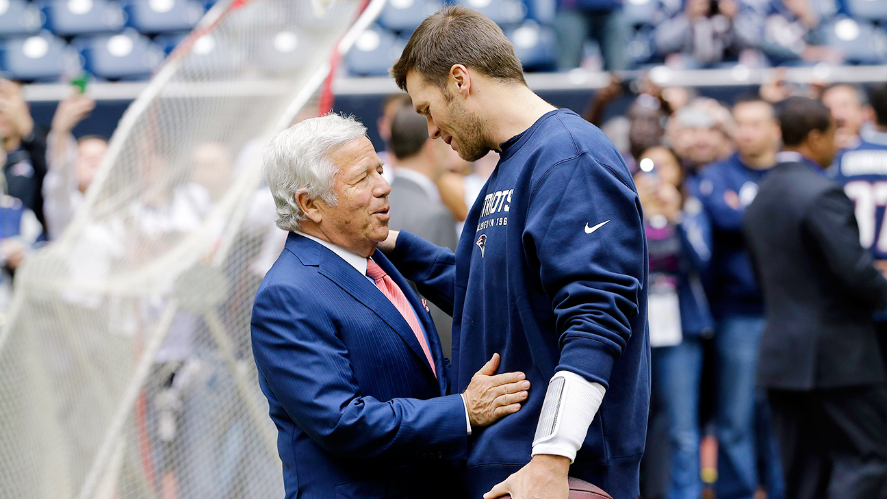 Tom Brady confirms he'll accept Kraft's offer and return to New