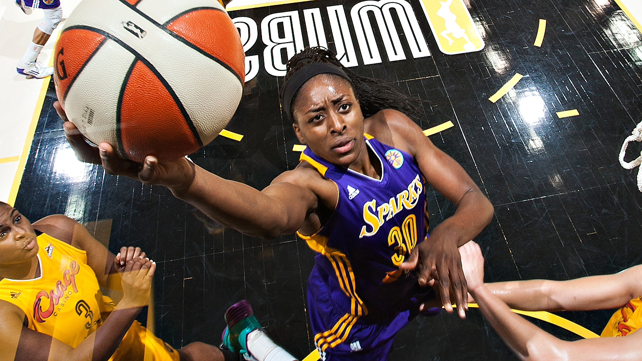 Nneka Ogwumike of Los Angeles Sparks makes all 12 FG attempts