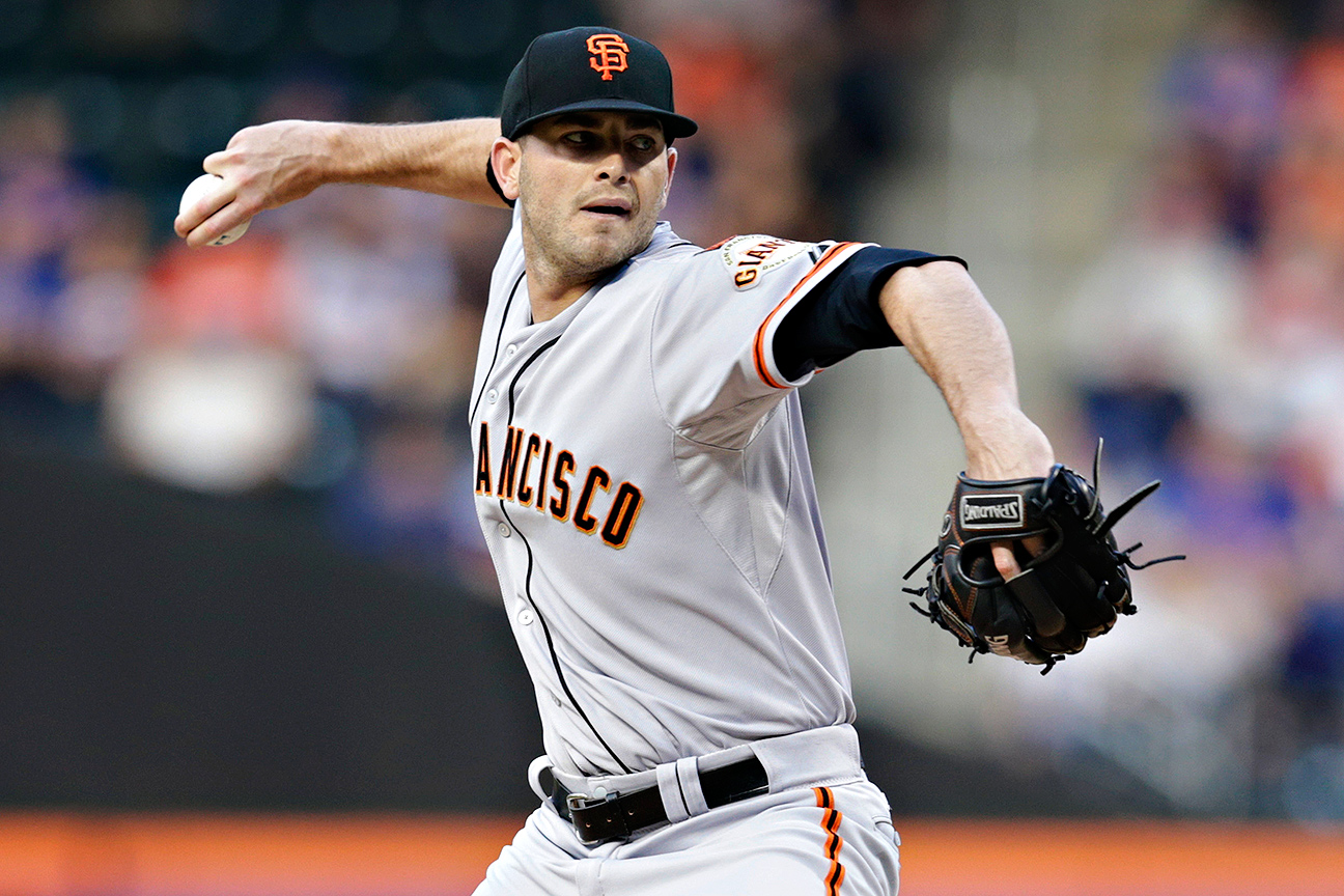 Giants' Matt Cain and Tim Hudson working back from injury