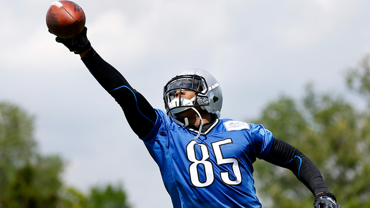 Detroit Lions' Eric Ebron, on himself: 'We got a great tight end'