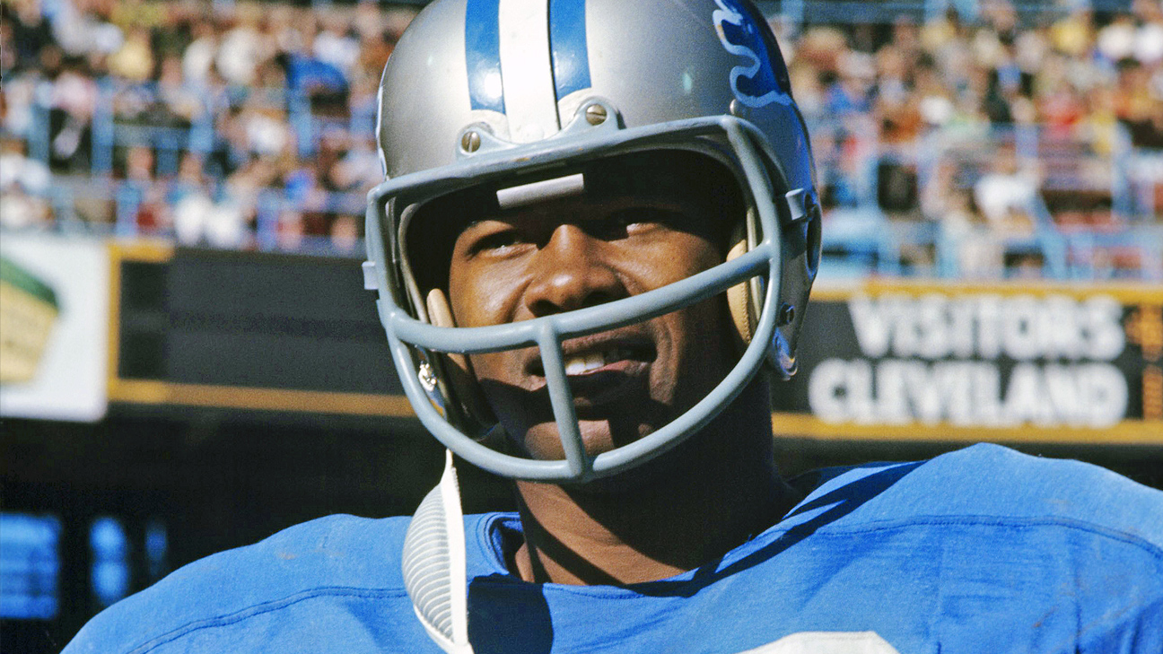 Tight End Great Charlie Sanders Dead at the Age of 68