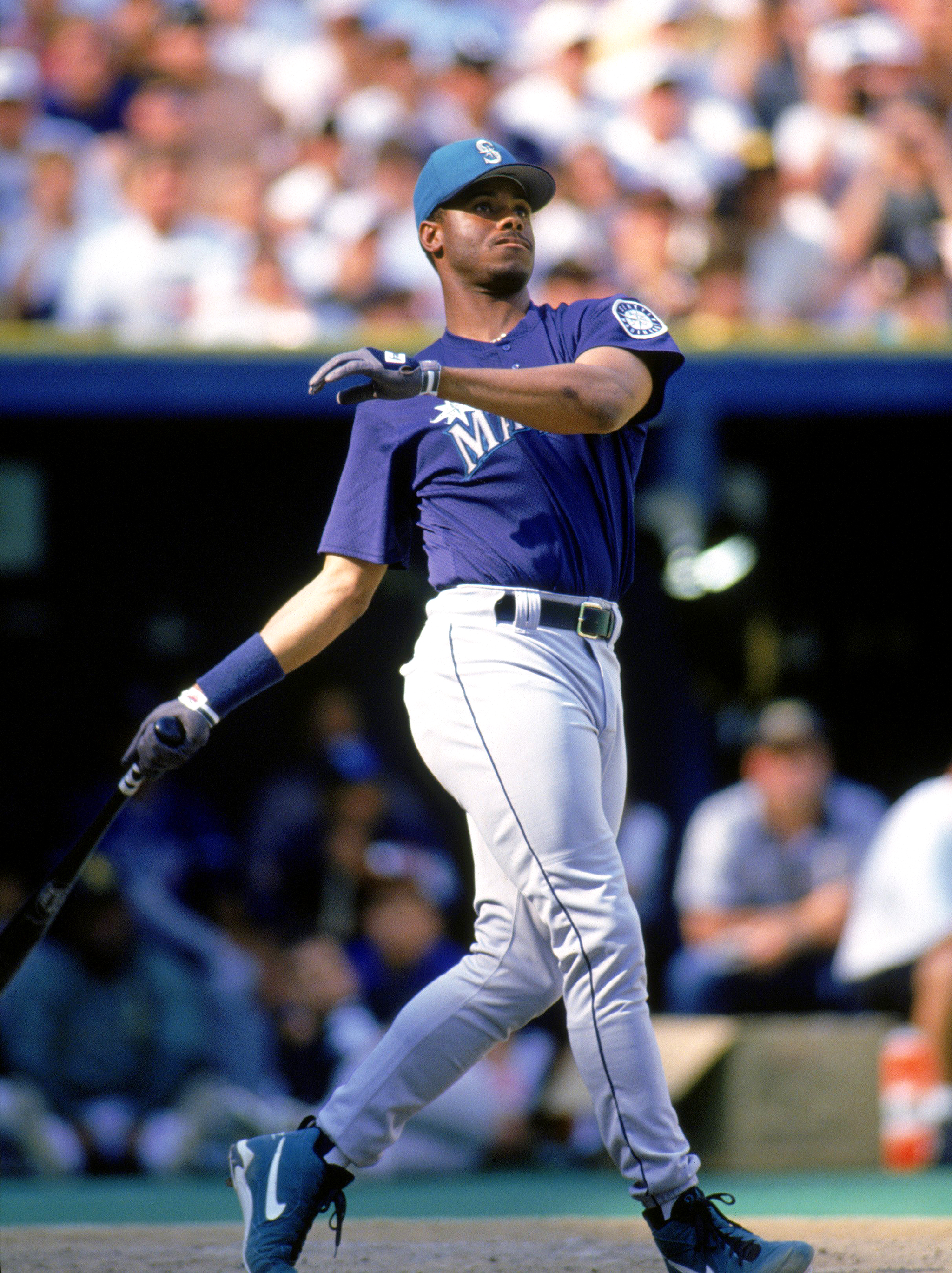 Relive the greatness of Ken Griffey Jr.'s 11th-inning, walk-off,  inside-the-park home run