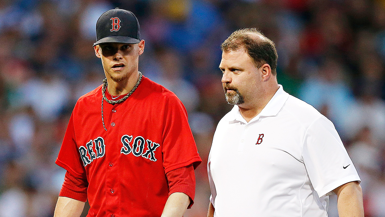 Red Sox left-hander Chris Sale undergoes Tommy John surgery