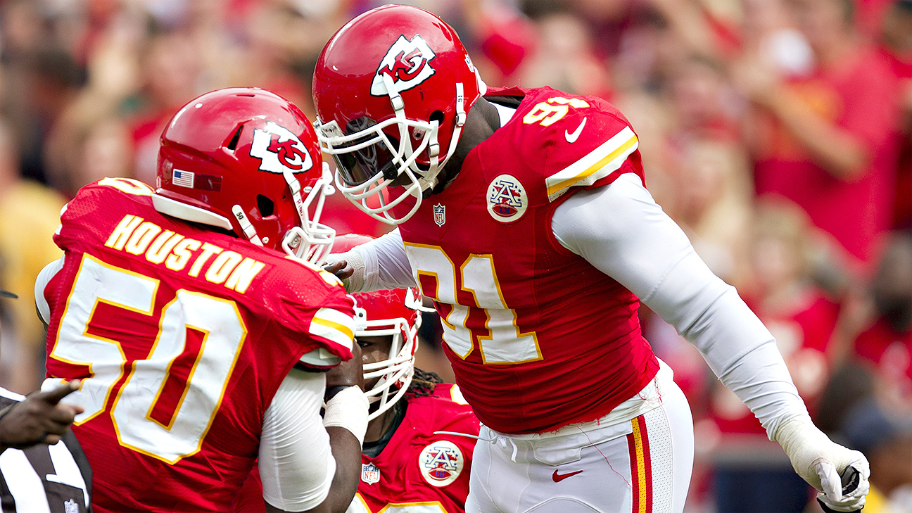 Kansas City Chiefs linebacker Tamba Hali (91) rushes the quarterback during  an NFL game against the Dallas Cowboys on Sunday Sept. 15, 2013 at  Arrowhead Stadium in Kansas City, MO. (AP Photo/TUSP