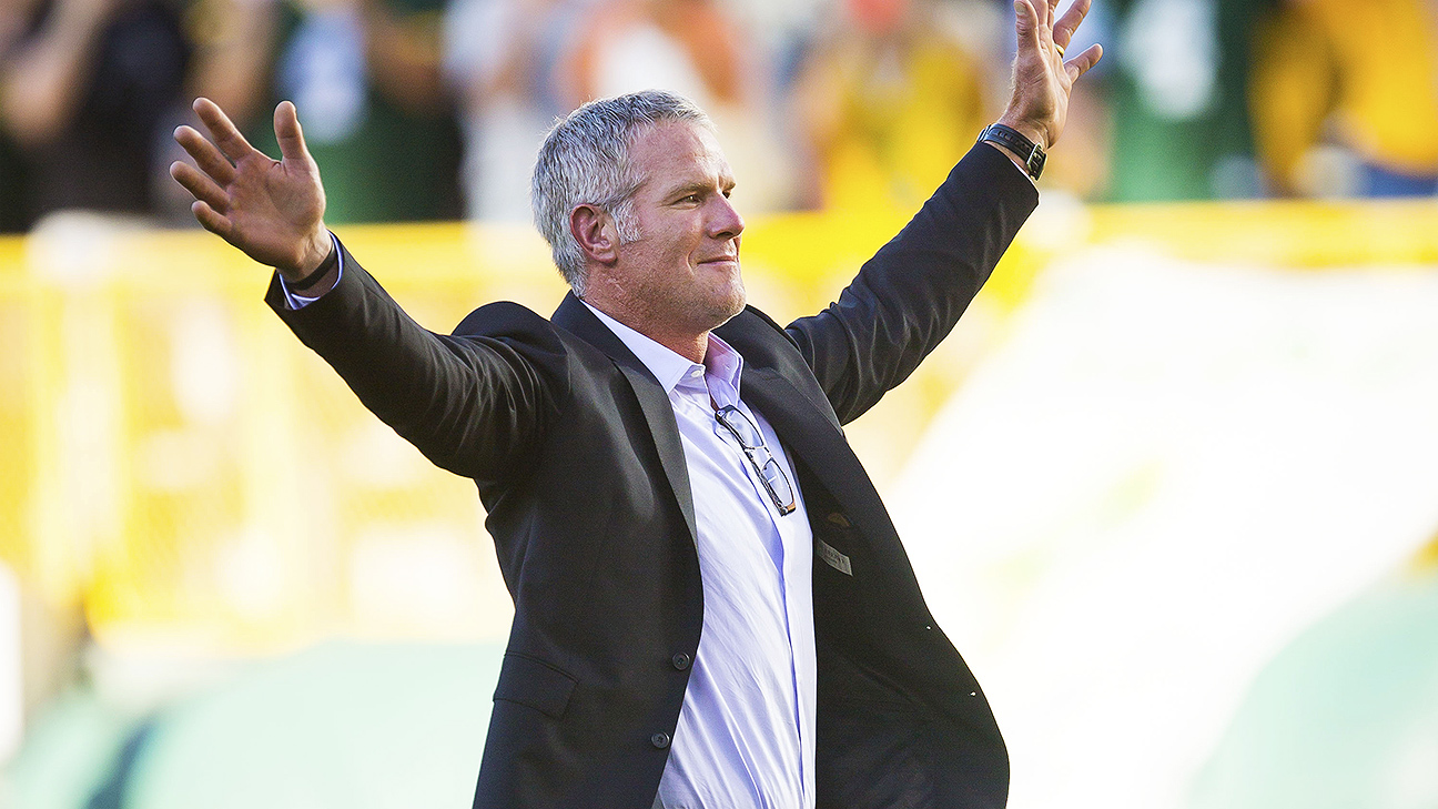 Brett Favre and Terrell Owens lead nominees for Hall of Fame's