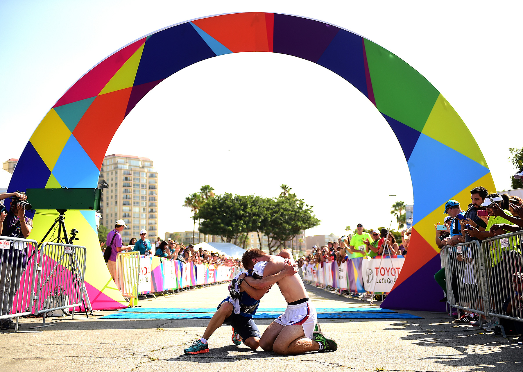 Post Half Embrace - Best Of Special Olympics World Games - ESPN