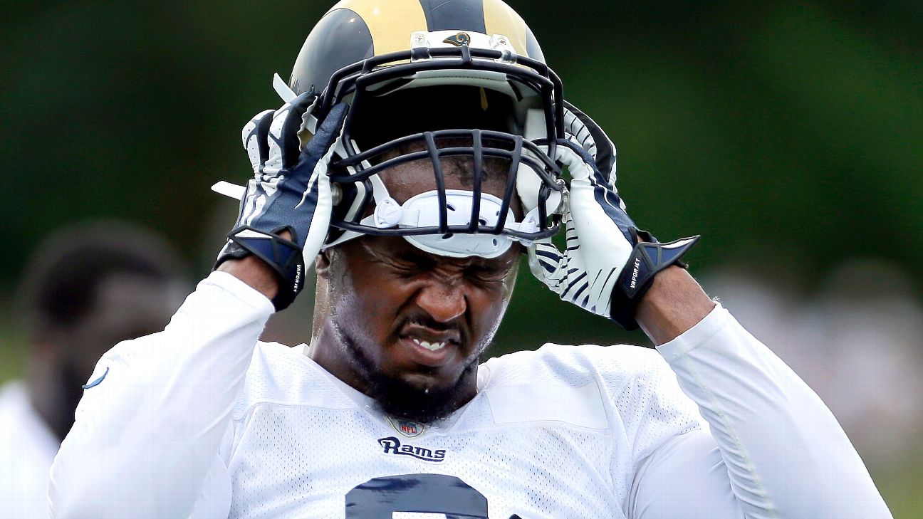 Robert Quinn sets Rams' franchise record for sacks in a season