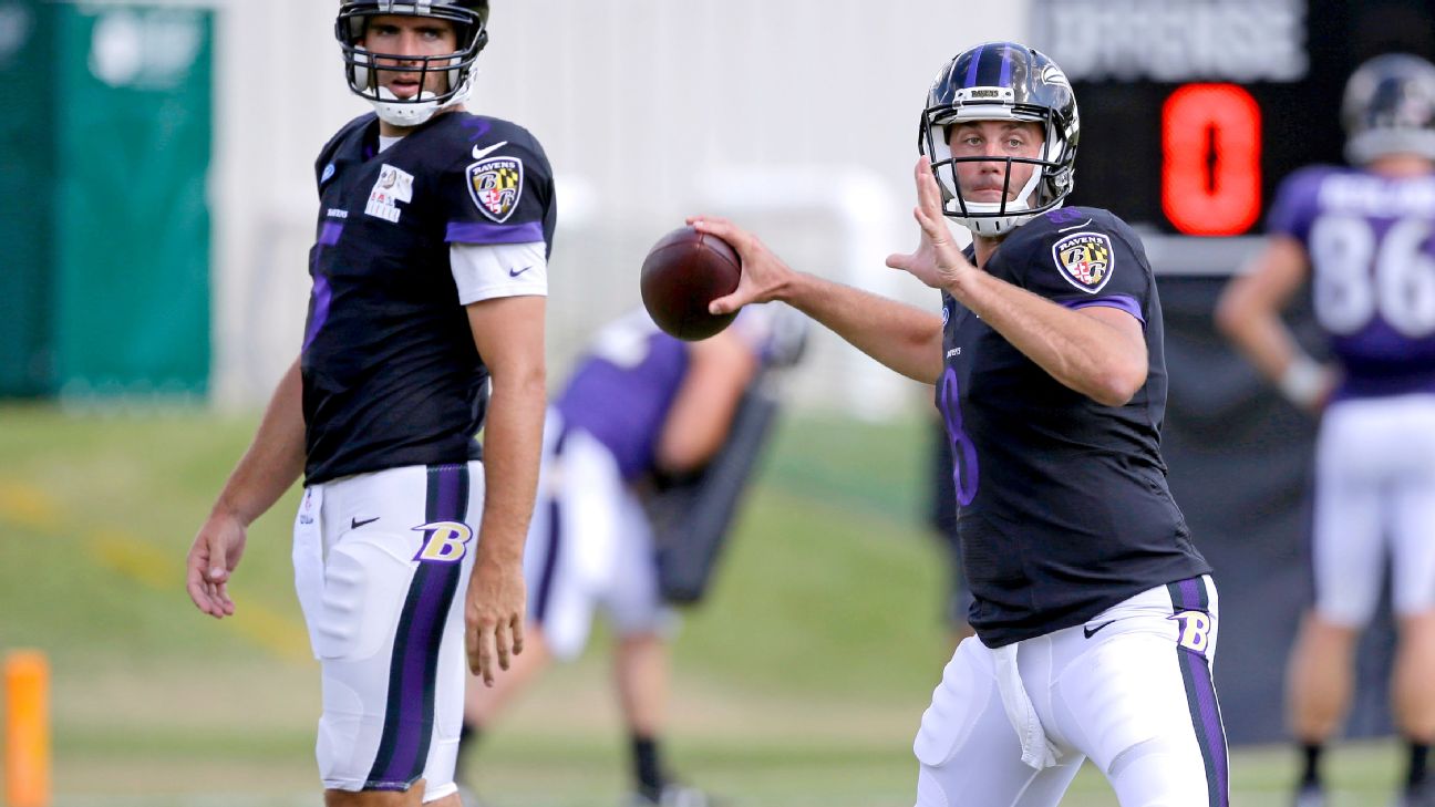 Baltimore Ravens' quarterback Kyle Boller warms-up prior to the