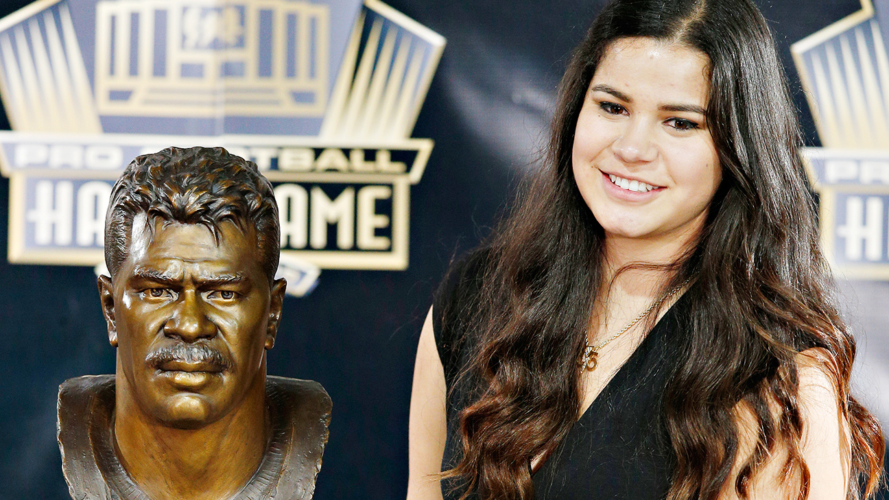 Seau among inductees for Hall of Fame's Class of '15