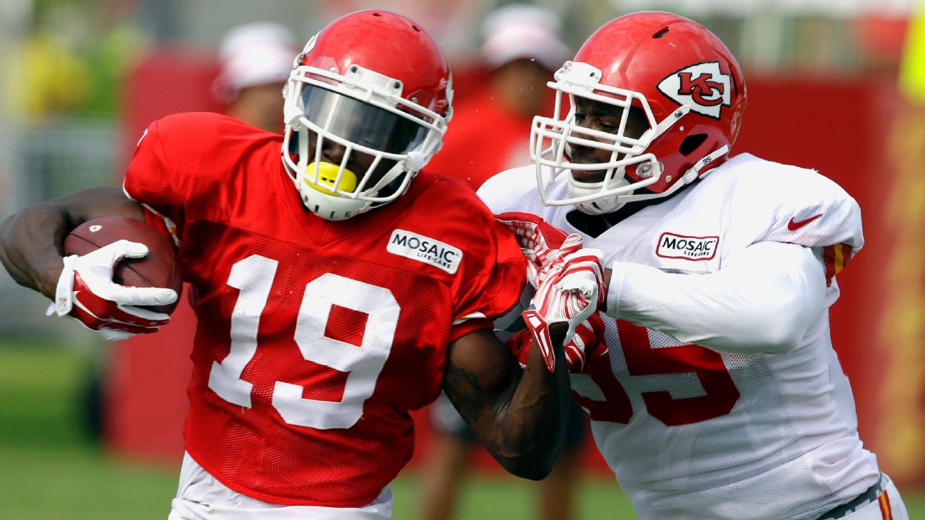 Chiefs' Andy Reid says cutting Jeremy Maclin been in works for awhile