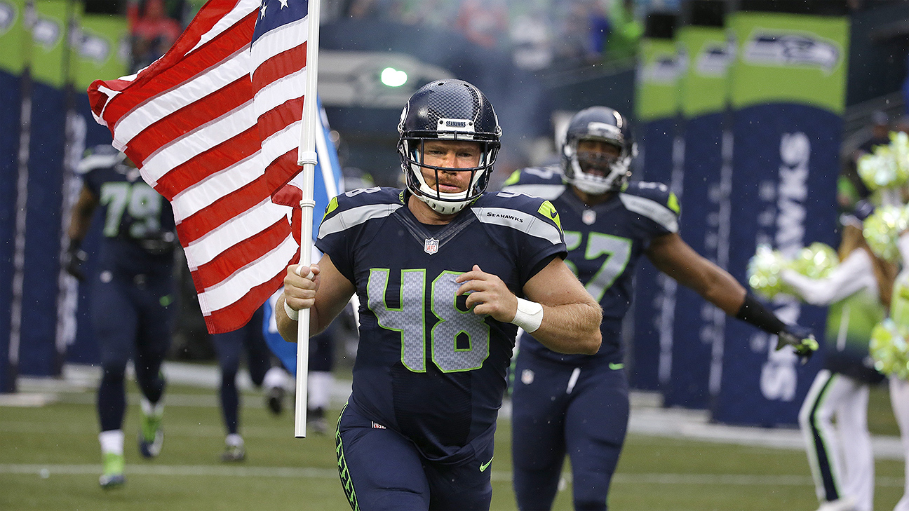 Seahawks unveil championship banner during pregame celebration