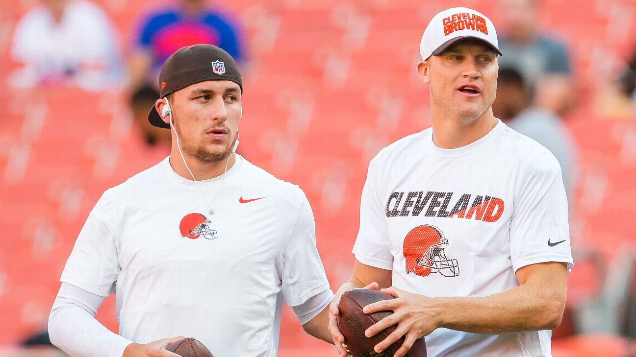 Browns can't name starting quarterback